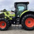 Claas Axion 800