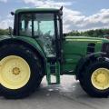 John Deere 6530