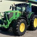 John Deere 6R215