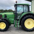 John Deere 6530