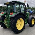 John Deere 5115M