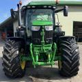 John Deere 6215R