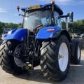New Holland T7.230
