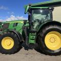 John Deere 6R215