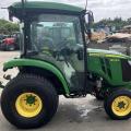 John Deere 3046R