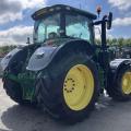 John Deere 6215R