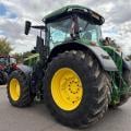 John Deere 7R330