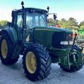 John Deere 6820
