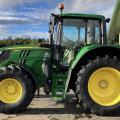 John Deere 6120M