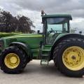 John Deere 8320