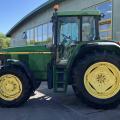 John Deere 6610