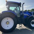 New Holland T7.230