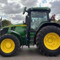 John Deere 7R330