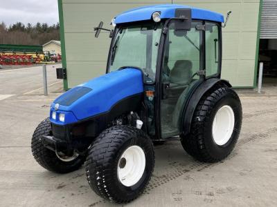 New Holland T3030
