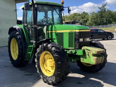 John Deere 6610