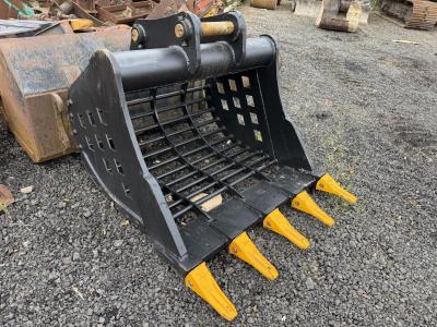 RIDDLE BUCKET