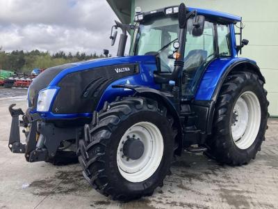 Valtra T183
