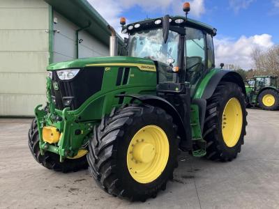 John Deere 6R195