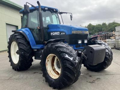 New Holland 8770