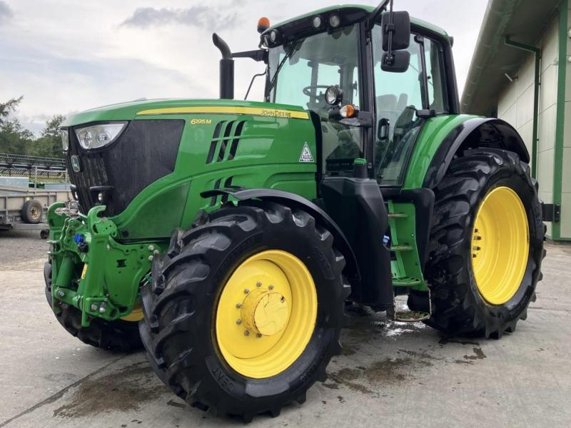 John Deere 6195M