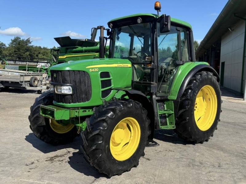 John Deere 6430