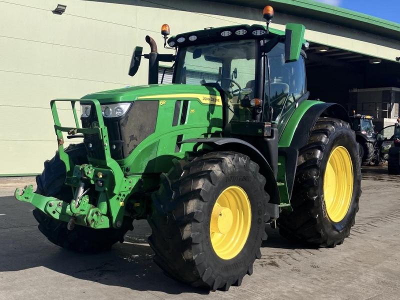 John Deere 6R215