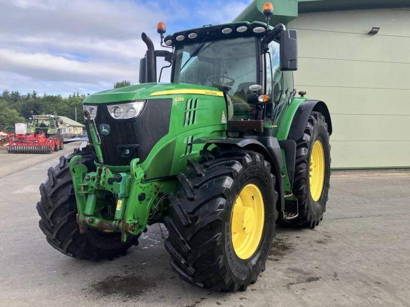 John Deere 6215R Ultimate Edition