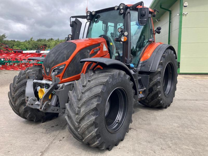 Valtra N174 Reverse Drive