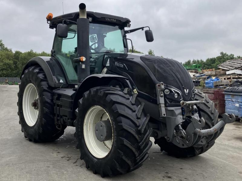 Valtra S374 Reverse Drive