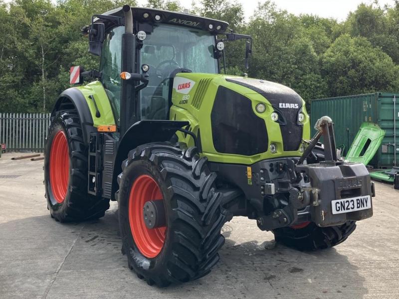 Claas Axion 830