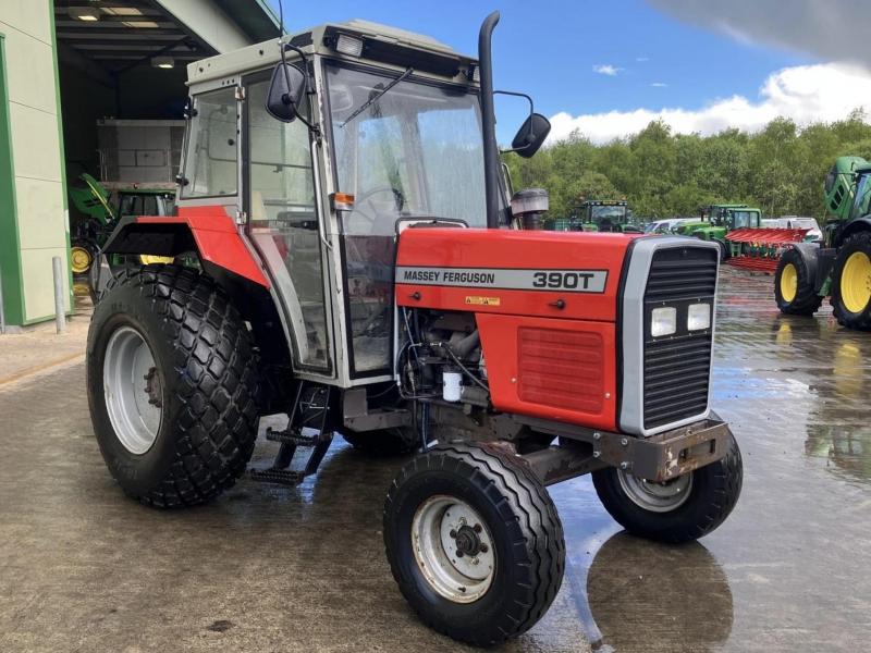 Massey Ferguson 390T