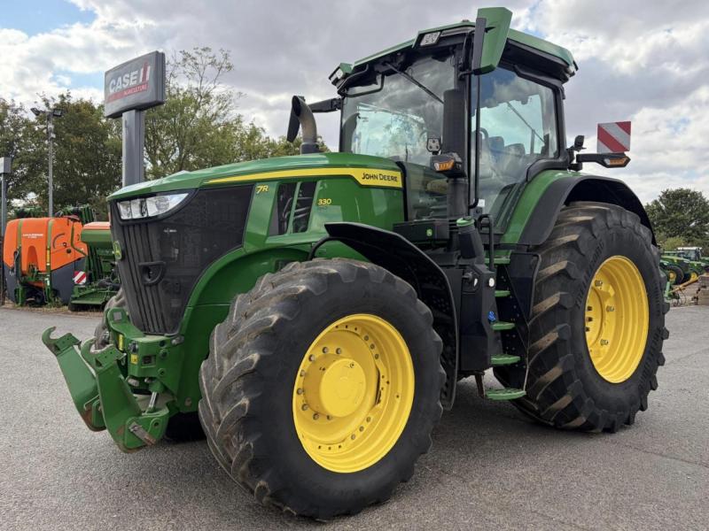 John Deere 7R330