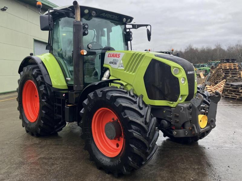 Claas Arion 650