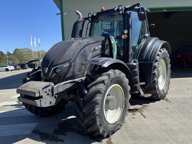 Valtra T194
