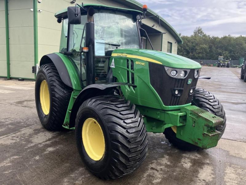 John Deere 6100MC