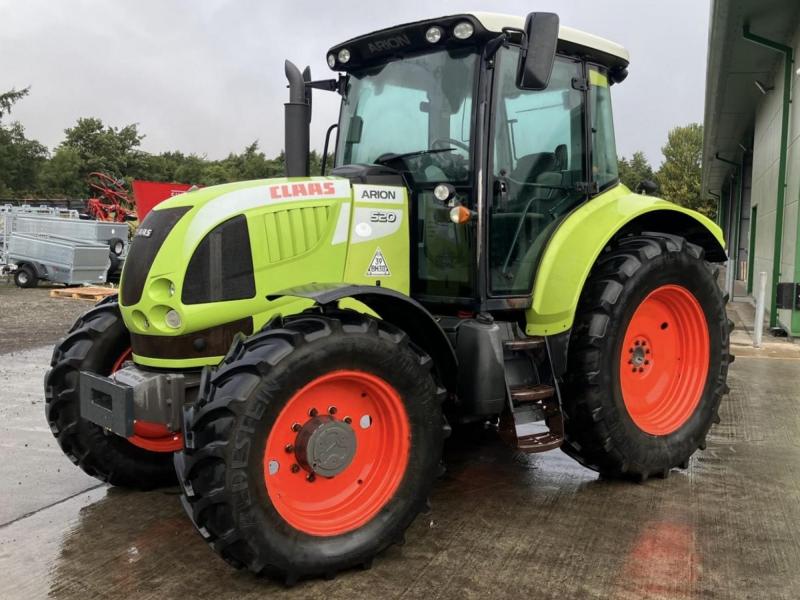 Claas Arion 520