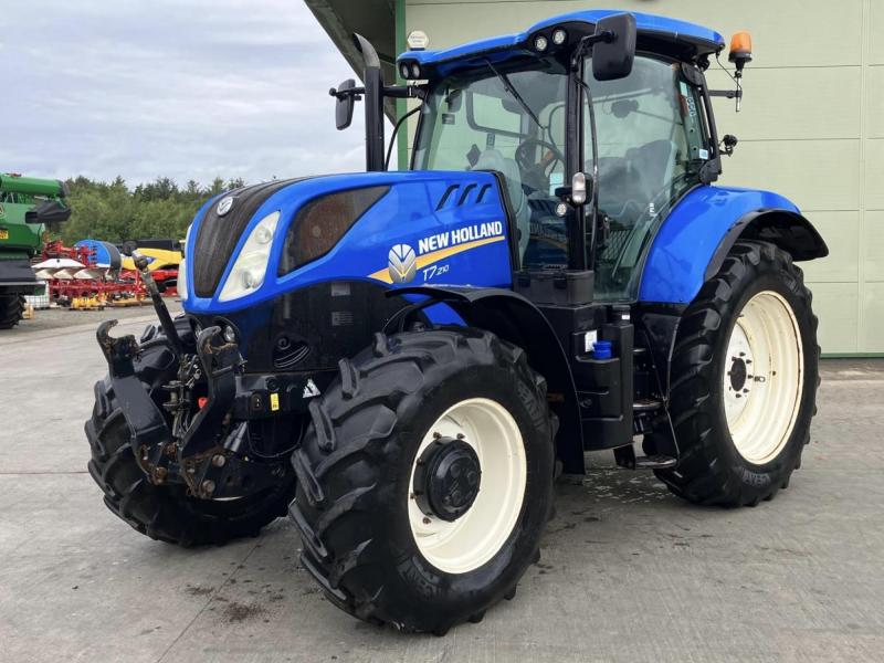 New Holland T7.210